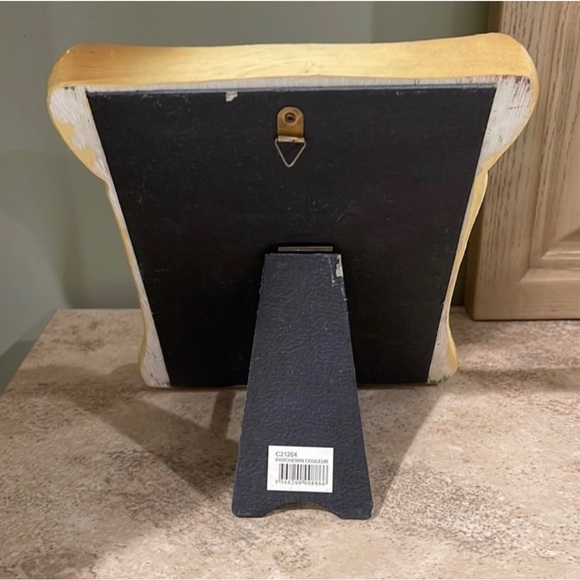 Paris wall or table decor. Its not a picture. took a side pic to try to show it - Picture 2 of 4